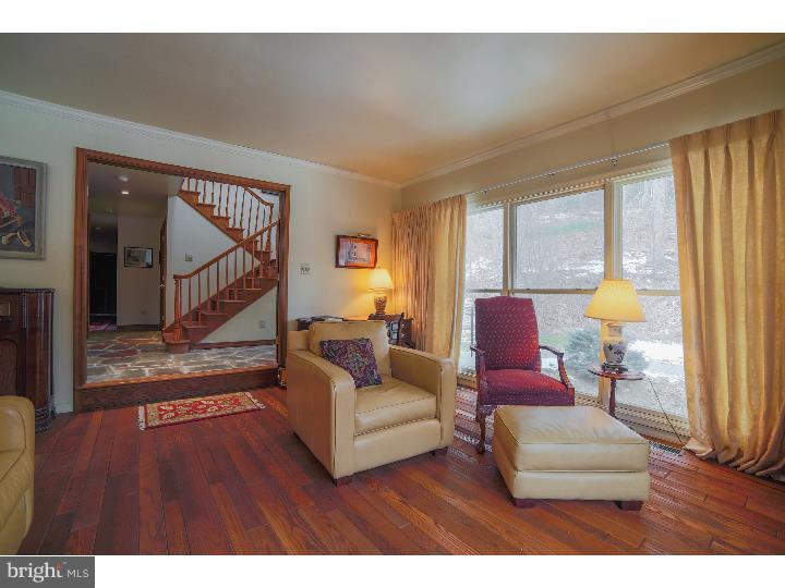 216 Marple Road Haverford, PA 19041 - Photo 4 of 25 Living Room