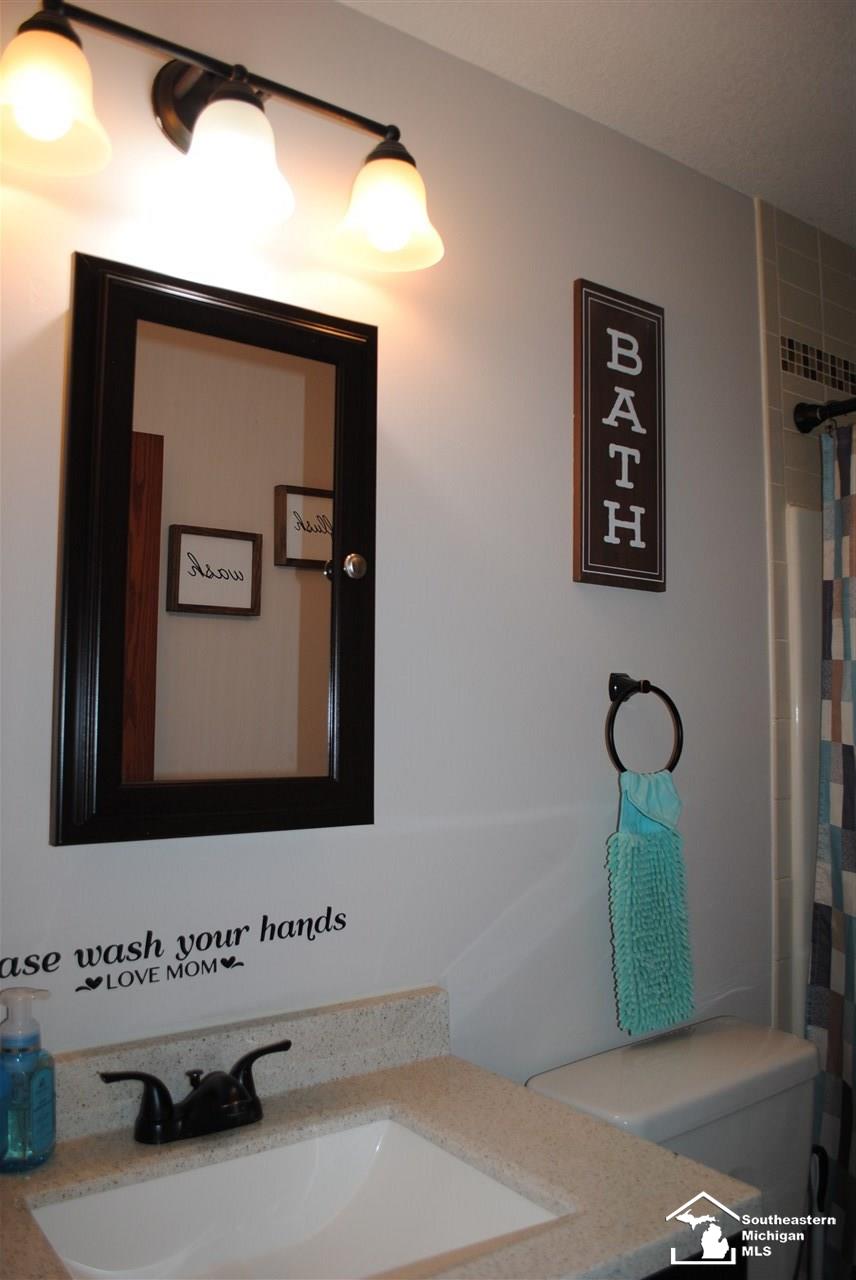 4912 Sycamore Road Newport, MI 48166 - Photo 24 of 34 50028025-23.JPG