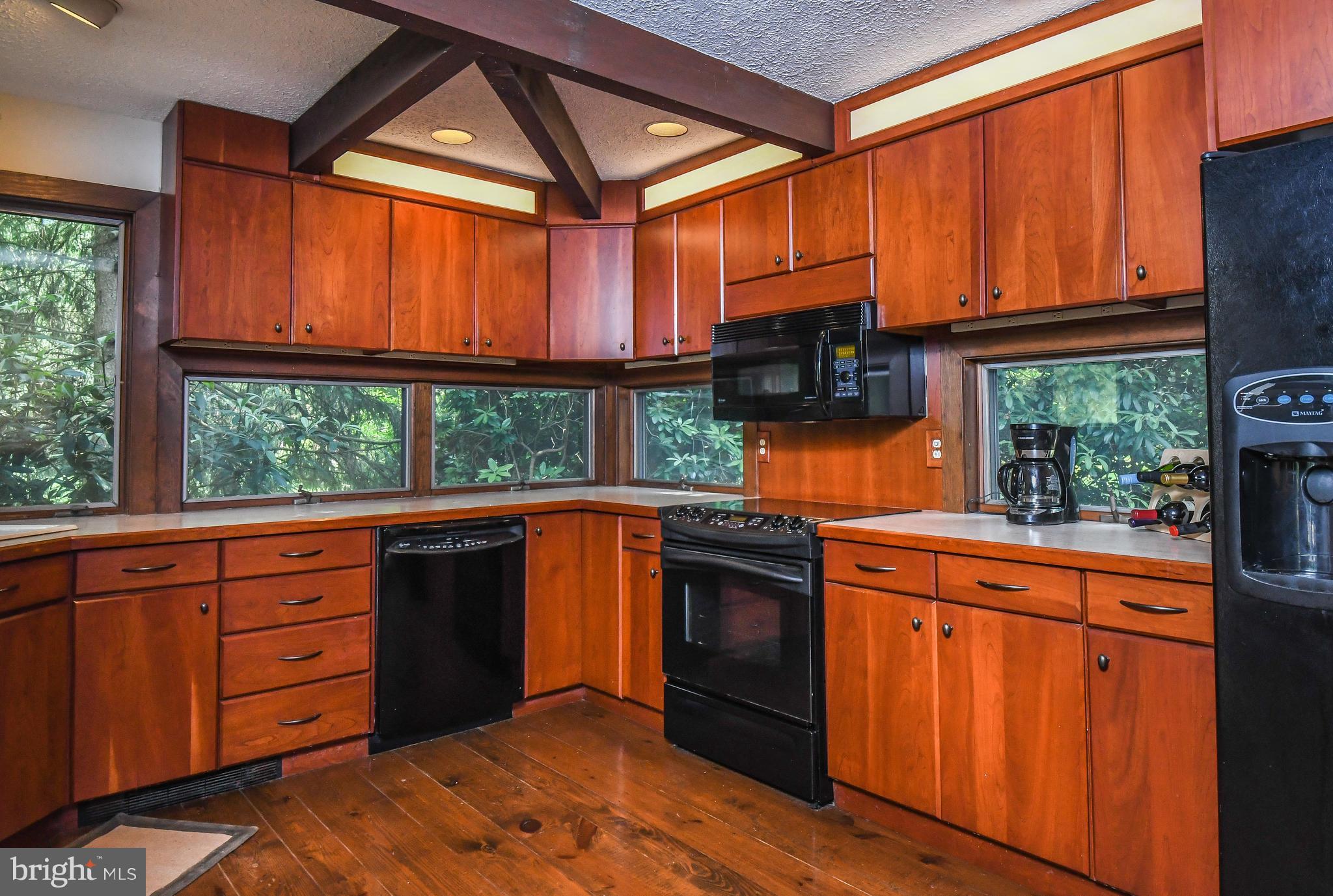 726 Pine Tree Point Road Swanton, MD 21561 - Photo 15 of 30 Kitchen