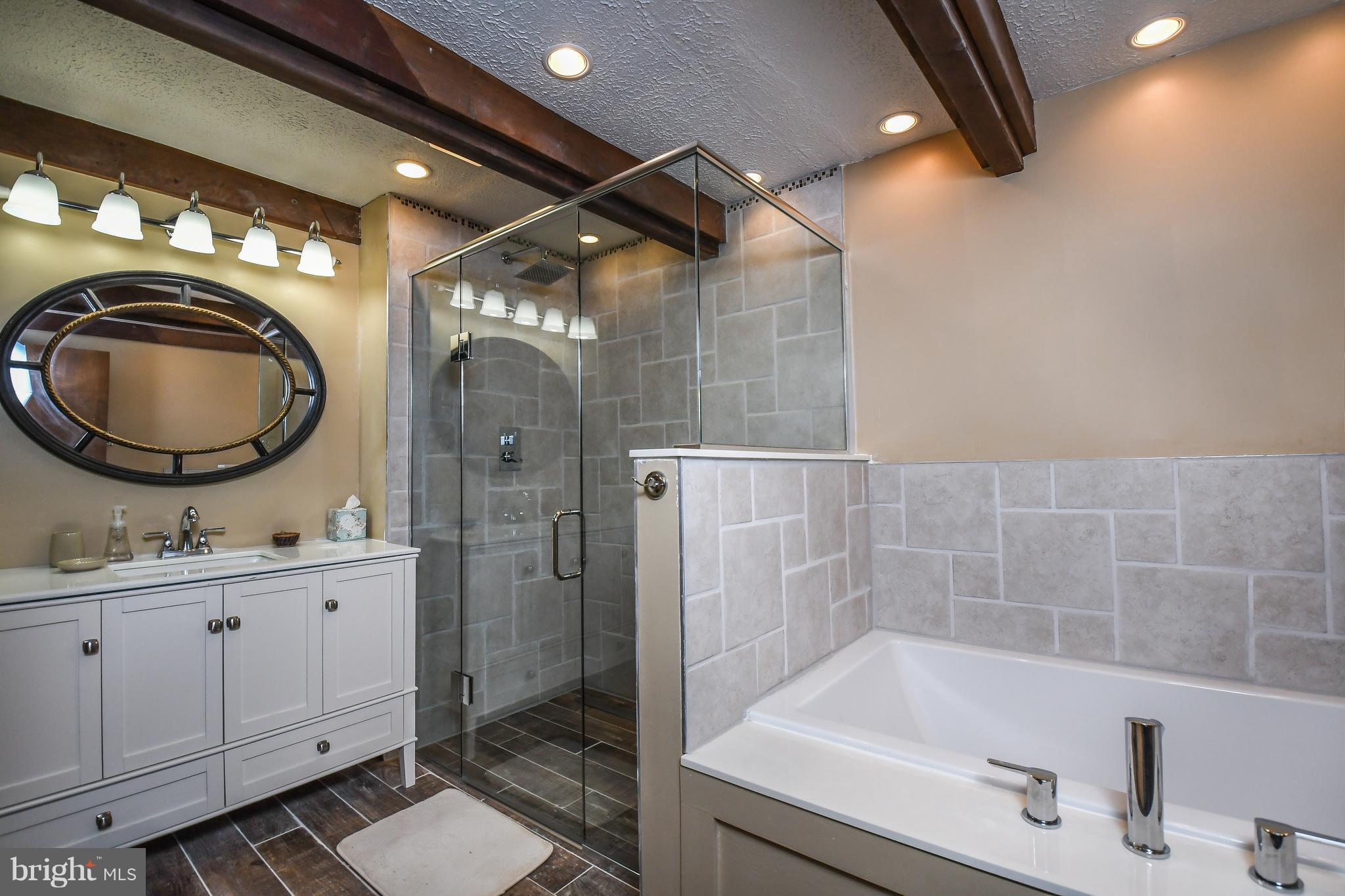 726 Pine Tree Point Road Swanton, MD 21561 - Photo 18 of 30 Bath (Master)