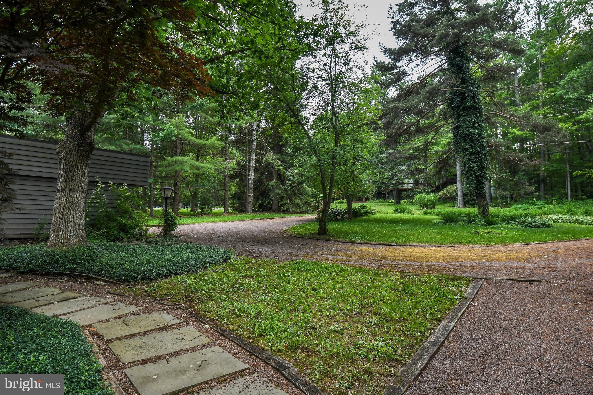 726 Pine Tree Point Road Swanton, MD 21561 - Photo 30 of 30 Circular Driveway