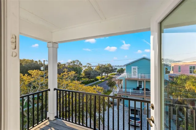 $1,740,000 | 5402 31st Avenue South, Gulfport, FL 33707