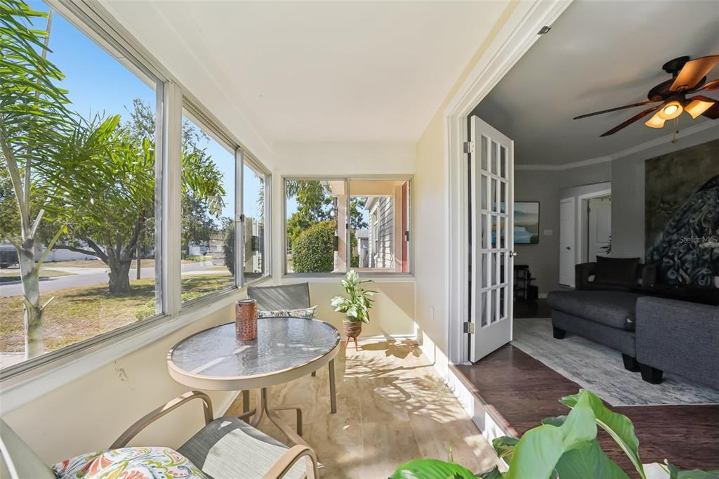 4809 33rd Avenue North St. Petersburg, FL 33713 - Photo 12 of 62 a living room with furniture and a large window