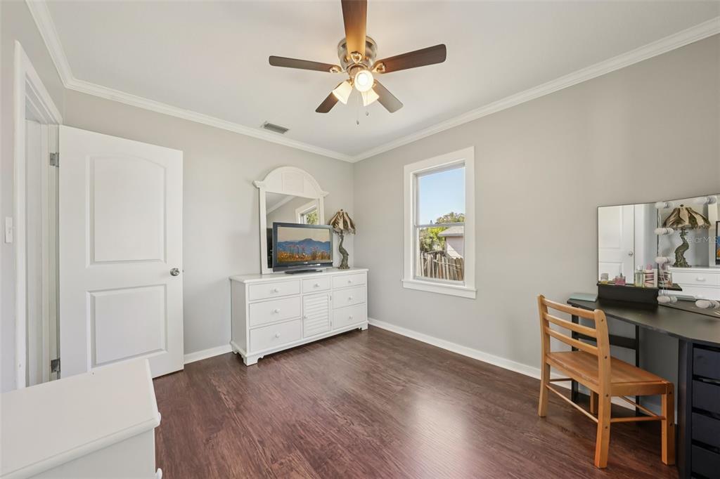 4809 33rd Avenue North St. Petersburg, FL 33713 - Photo 27 of 62 a living room with furniture and a wooden floor