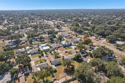 $325,000 | 4809 33rd Avenue North, St. Petersburg, FL 33713