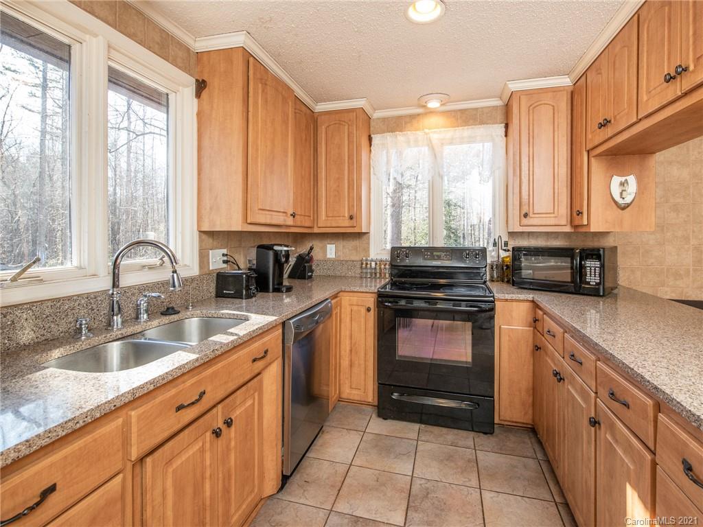 2582 Keener Road Lincolnton, NC 28092 - Photo 8 of 48 Gallery Image 8