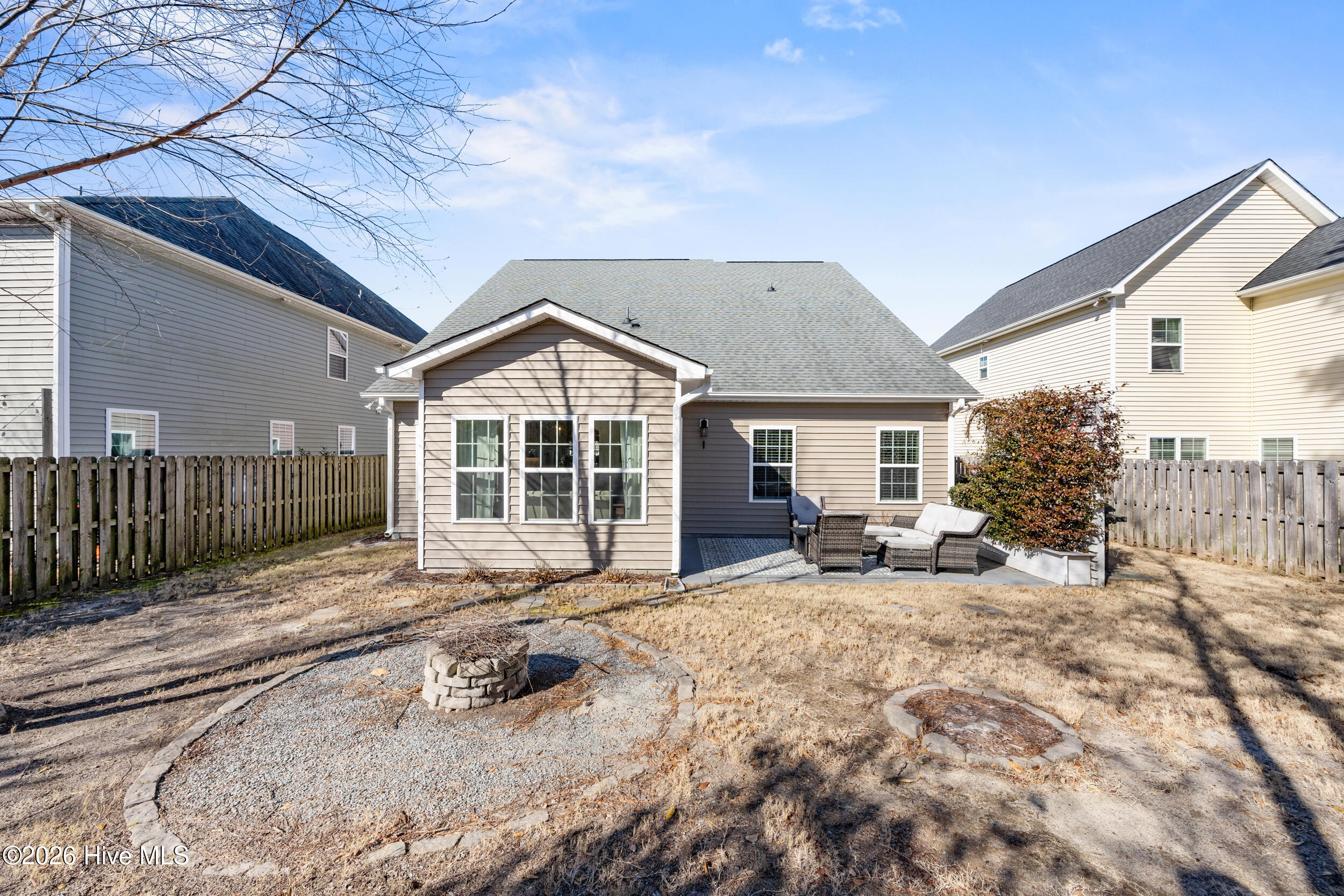 112 Collins Way Hampstead, NC 28443 - Photo 38 of 53 49_back exterior