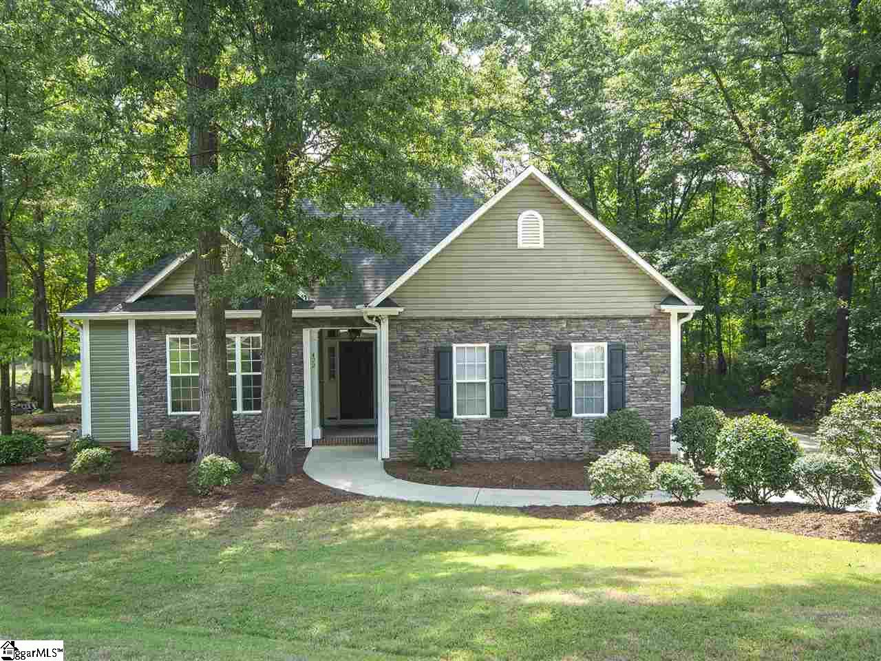 422 Old Colony Road Anderson, SC 29621 - Photo 1 of 33 Gallery Image 1