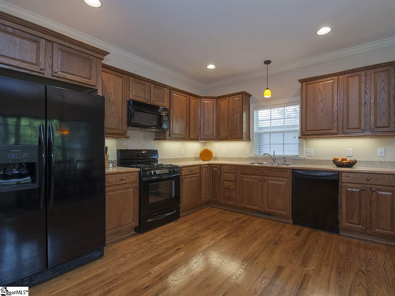422 Old Colony Road Anderson, SC 29621 - Photo 8 of 33 Gallery Image 8