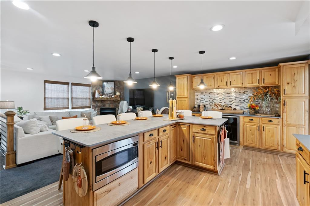 1877 George Circle Irwin, PA 15642 - Photo 19 of 35