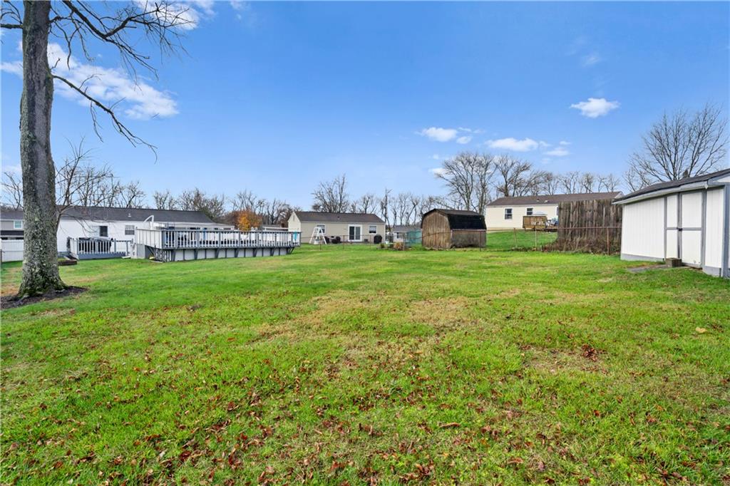 1877 George Circle Irwin, PA 15642 - Photo 7 of 35