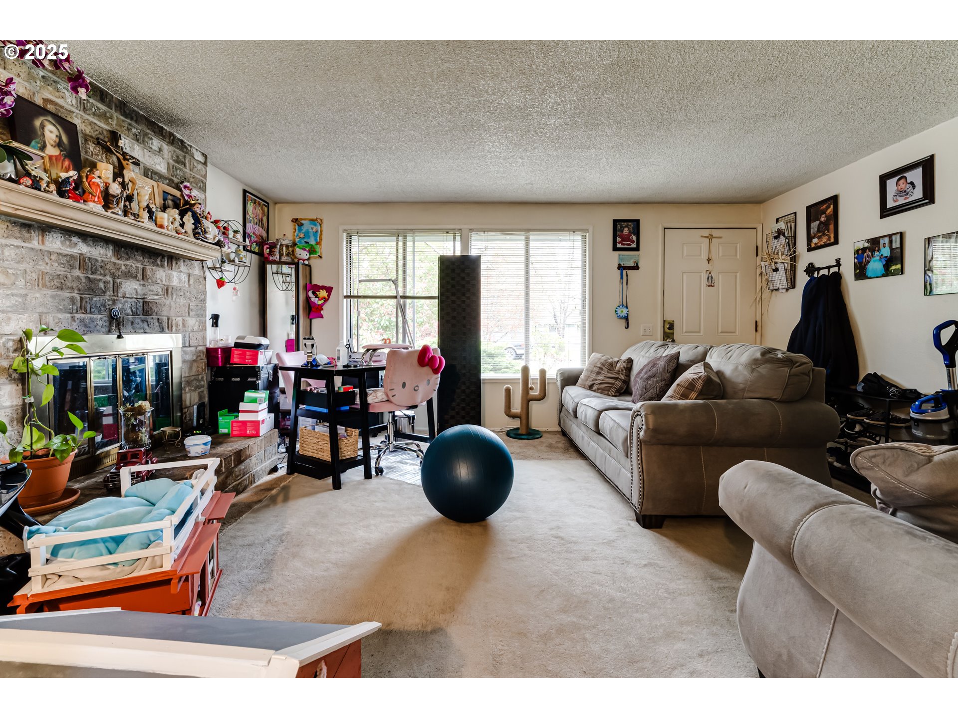 3736 Peppertree Drive Eugene, OR 97402 - Photo 5 of 16