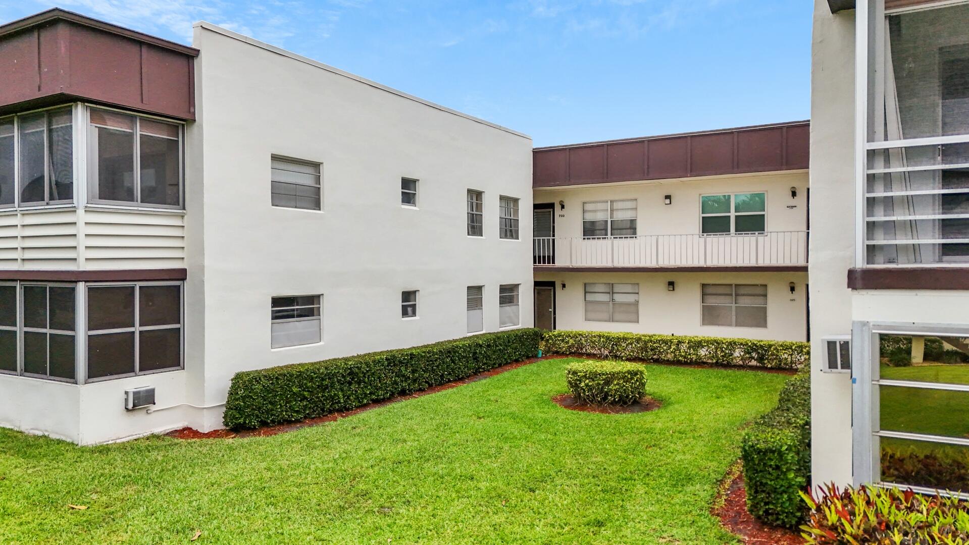 677 Normandy Lane Delray Beach, FL 33484 - Photo 12 of 18 Aerial