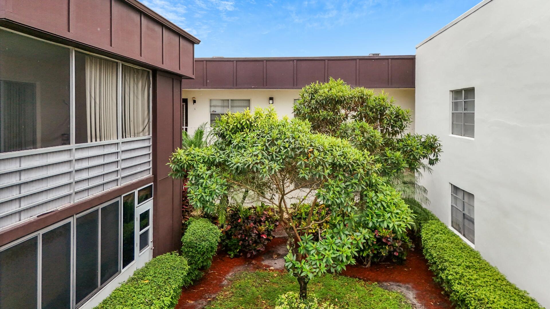 677 Normandy Lane Delray Beach, FL 33484 - Photo 14 of 18 Aerial