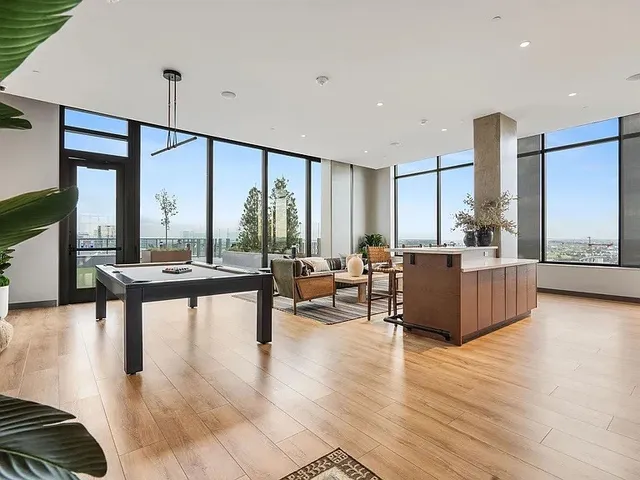 a view of a terrace with city view