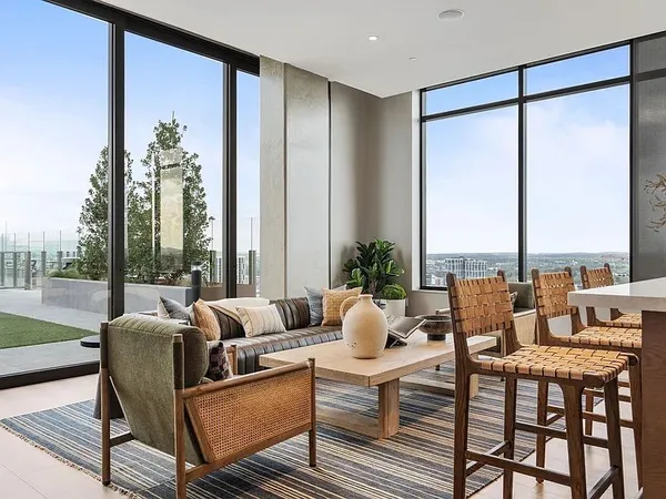 $5,500 | 1212 Demonbreun Street, Unit 615, Nashville, TN 37203