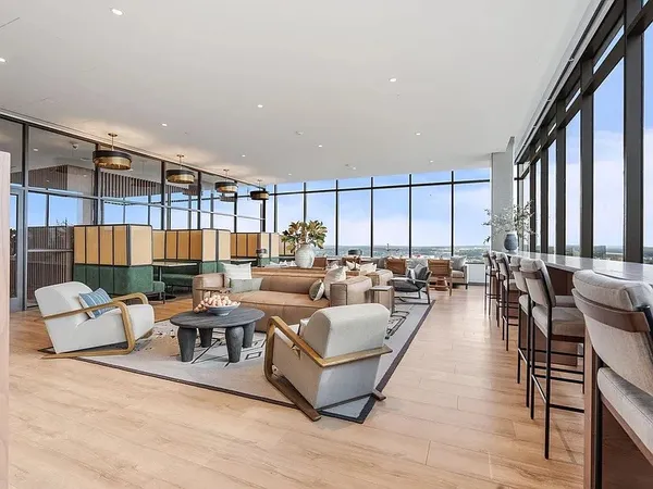 $5,500 | 1212 Demonbreun Street, Unit 615, Nashville, TN 37203