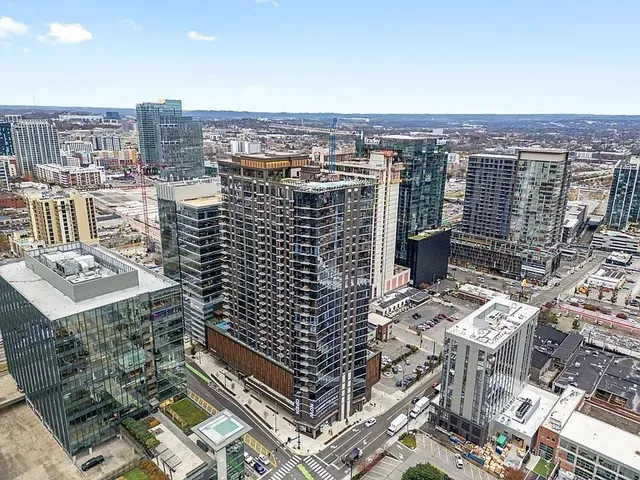 $5,500 | 1212 Demonbreun Street, Unit 615, Nashville, TN 37203