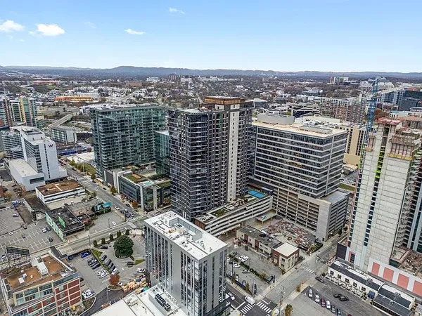 $5,500 | 1212 Demonbreun Street, Unit 615, Nashville, TN 37203