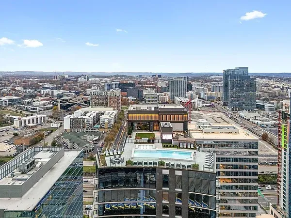 $5,500 | 1212 Demonbreun Street, Unit 615, Nashville, TN 37203