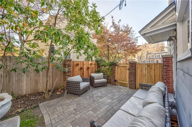 $725,000 | 634 Greenway Terrace, Kansas City, MO 64113