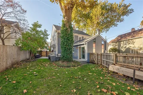 $725,000 | 634 Greenway Terrace, Kansas City, MO 64113