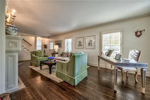 $725,000 | 634 Greenway Terrace, Kansas City, MO 64113