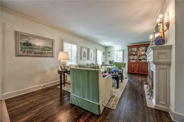 $725,000 | 634 Greenway Terrace, Kansas City, MO 64113