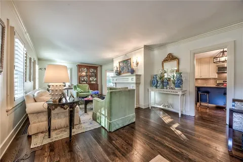 $725,000 | 634 Greenway Terrace, Kansas City, MO 64113