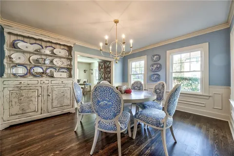 $725,000 | 634 Greenway Terrace, Kansas City, MO 64113