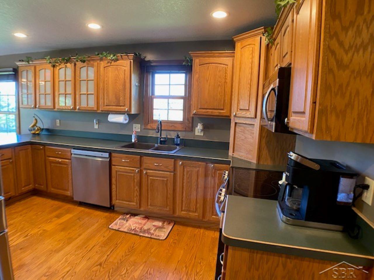 7609 North River Road Freeland, MI 48623 - Photo 6 of 36 50108948-5.JPG
