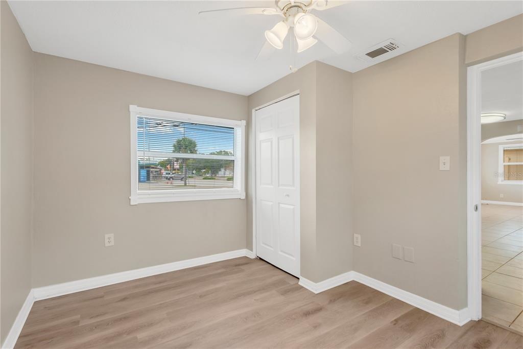 559 Norfolk Street Dunedin, FL 34698 - Photo 18 of 26