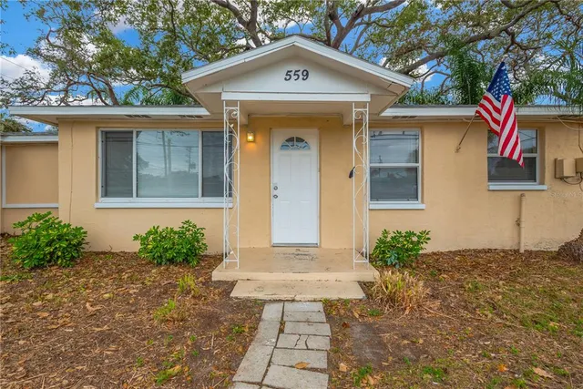 $425,000 | 559 Norfolk Street, Dunedin, FL 34698