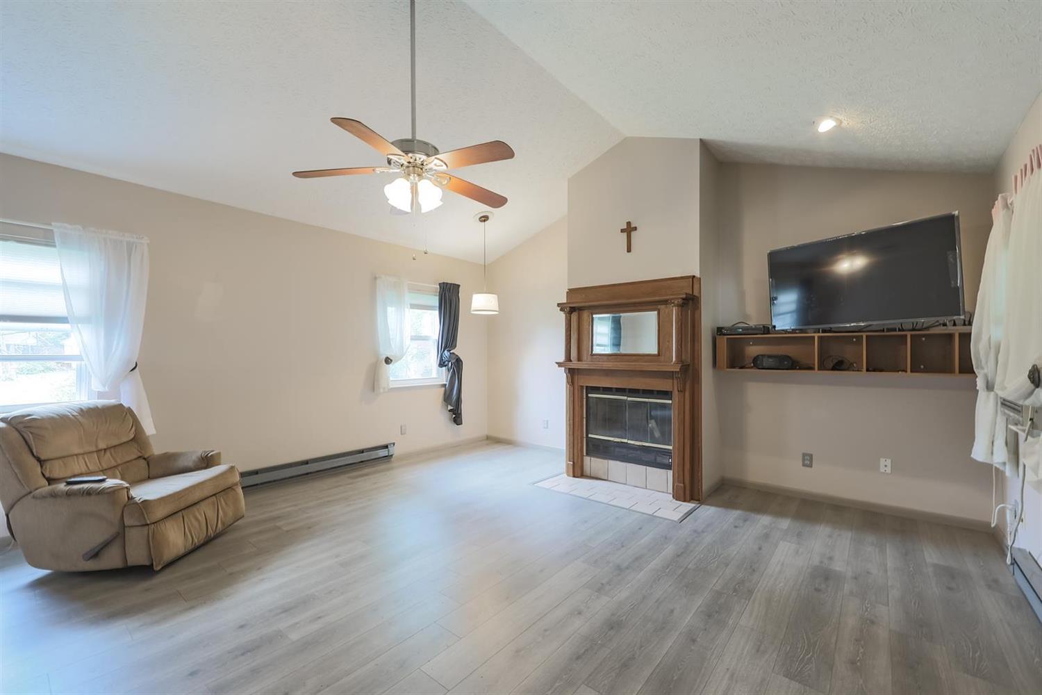 4589 Cooper Road Blue Ash, OH 45242 - Photo 12 of 34