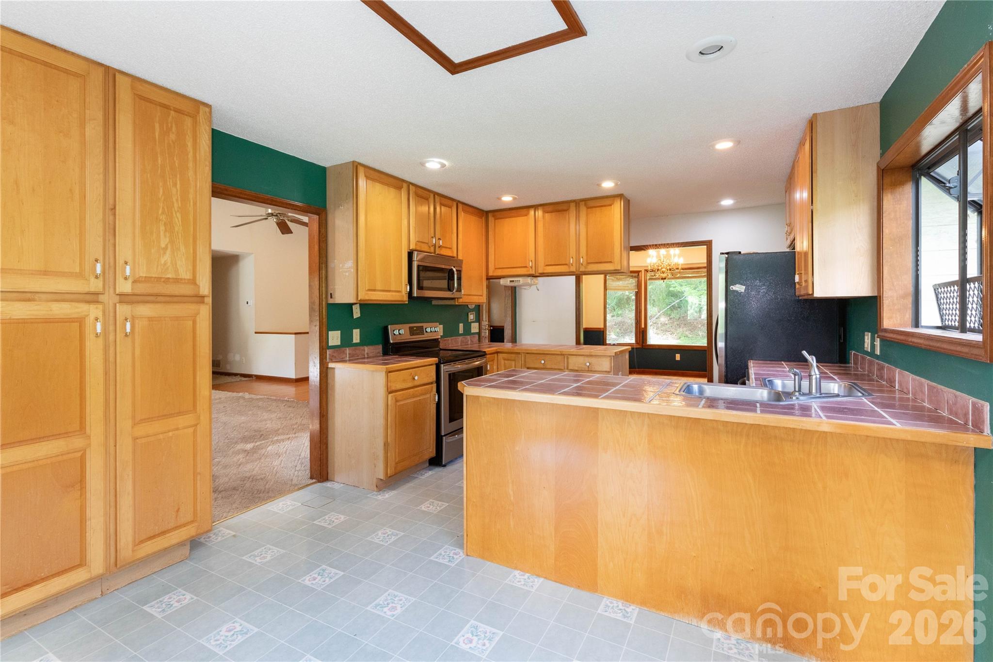 18 Bartlett Road Weaverville, NC 28787 - Photo 4 of 23