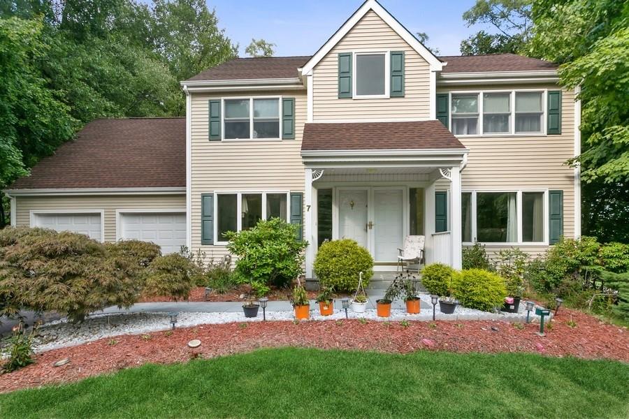 7 Greenlawn Road Cortlandt Manor, NY 10567 - Photo 1 of 1 Welcome home to 7 Greenlawn Road! A beautiful 2700 Sf + basement Center Hall Contemporary Colonial in magnificent Cortlandt Estates!