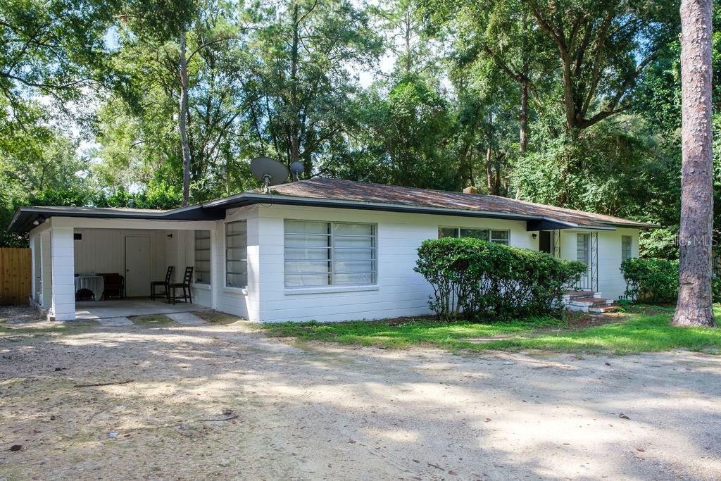 3035 West University Avenue Gainesville, FL 32607 - Photo 1 of 12