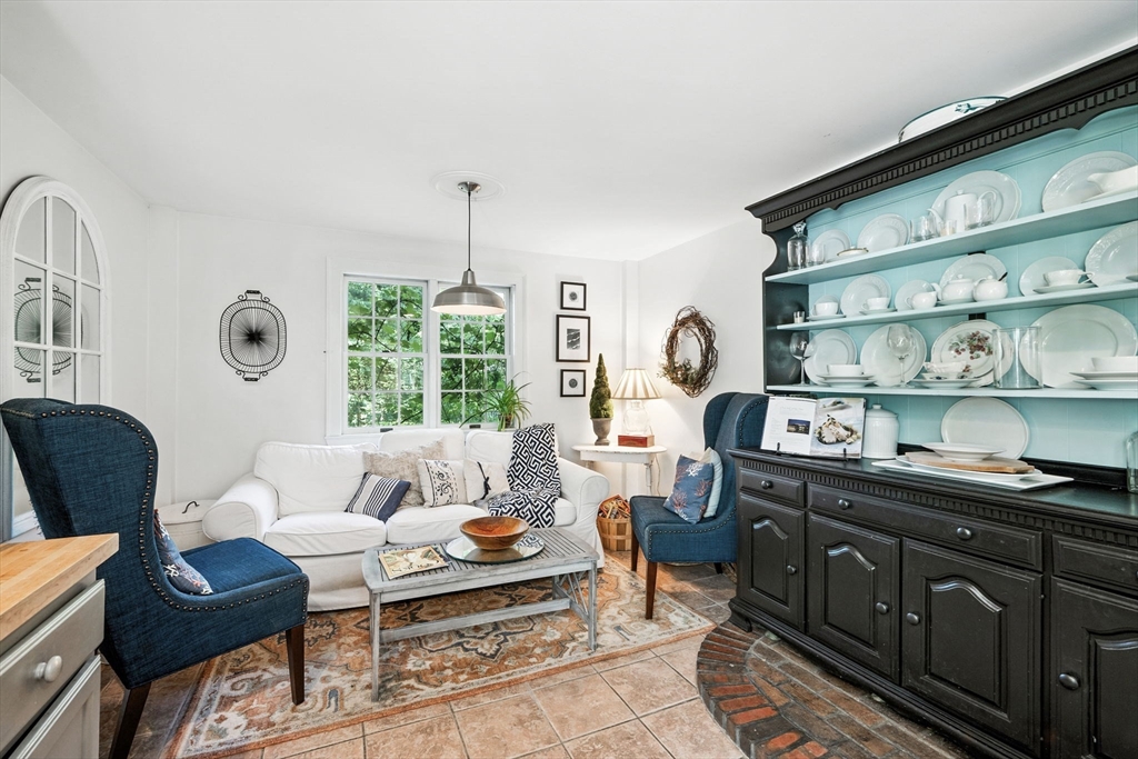 135 Central Street Georgetown, MA 01833 - Photo 8 of 42 Gallery Image 8