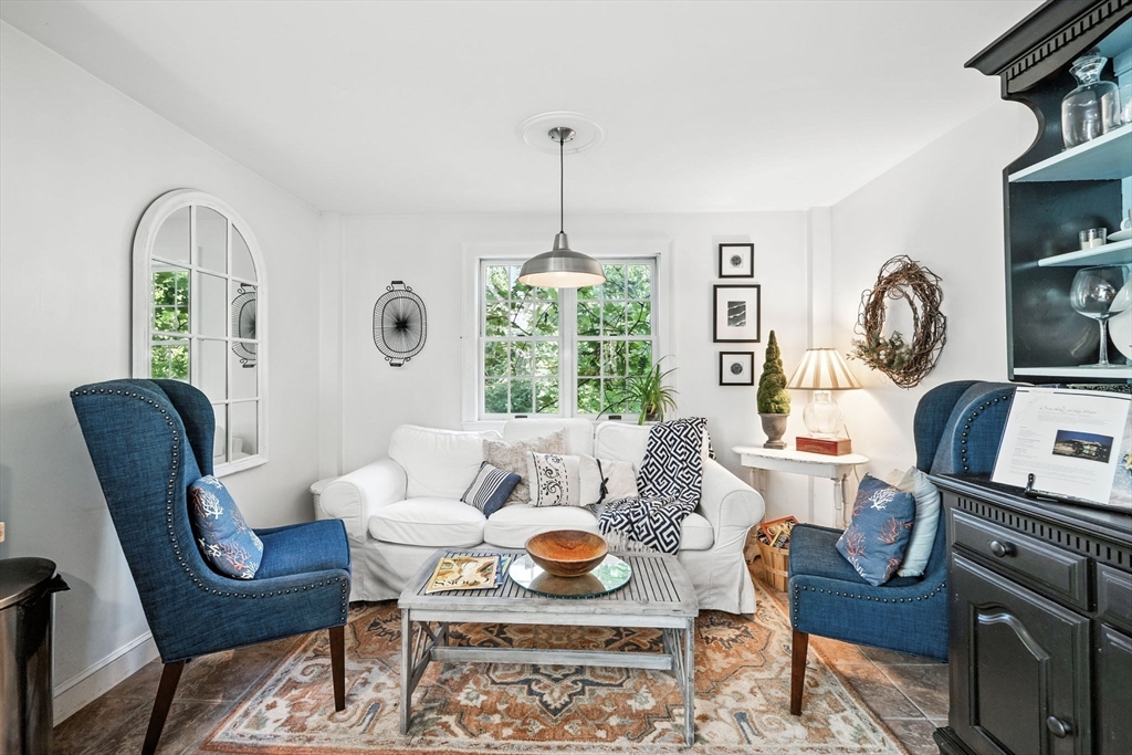 135 Central Street Georgetown, MA 01833 - Photo 9 of 42 Gallery Image 9