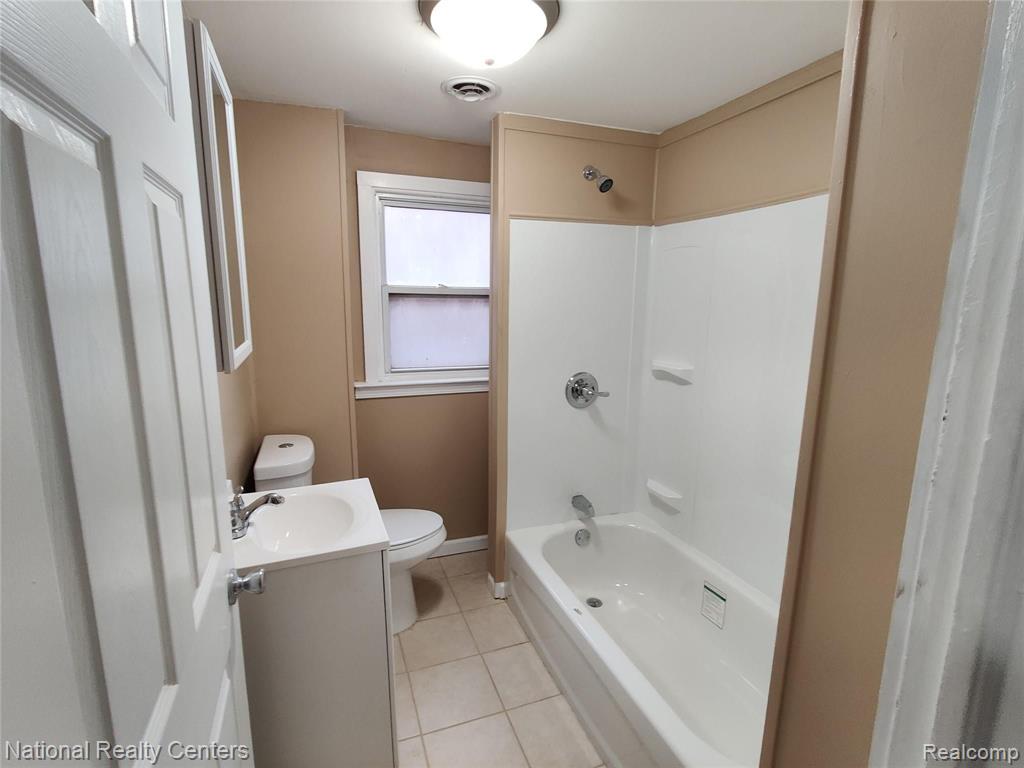79 East Pleasant Street River Rouge, MI 48218 - Photo 6 of 8