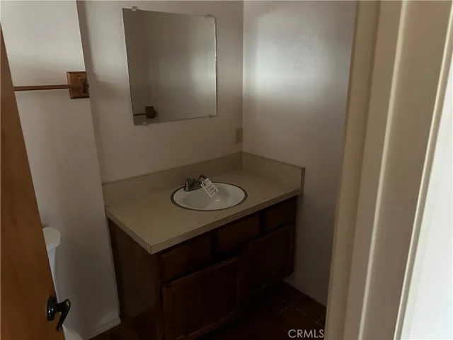 $300,000 | 38333 East End Lucerne Valley, Lucerne Valley, CA 92356