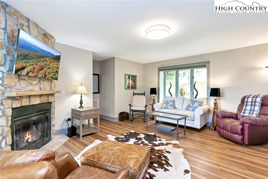 250 Ridgeview Road, Unit U72 Sugar Mountain, NC 28604 - Photo 6 of 34 Gallery Image 6