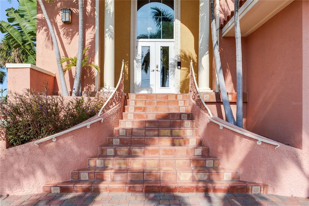 16480 Redington Drive Redington Beach, FL 33708 - Photo 6 of 93