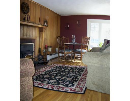 29 Chestnut Hill Road Groton, MA 01450 - Photo 3 of 9