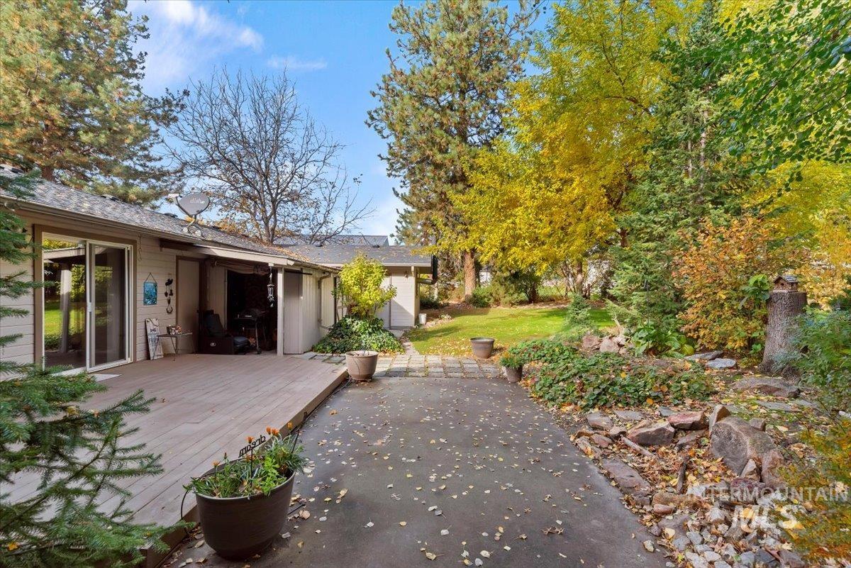 2652 Cherry Circle Emmett, ID 83617 - Photo 21 of 34