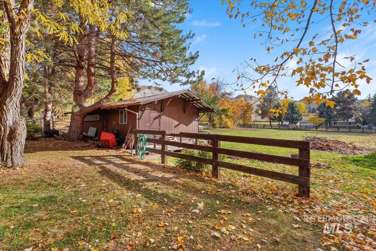 2652 Cherry Circle Emmett, ID 83617 - Photo 22 of 34