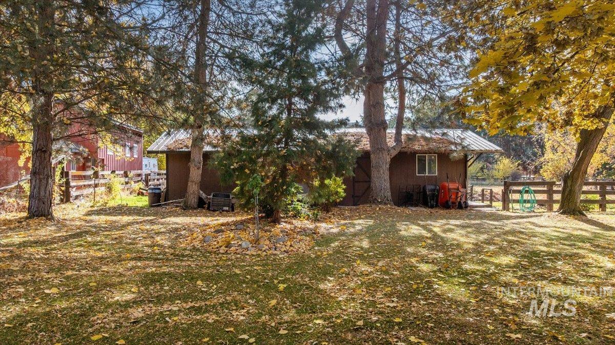 2652 Cherry Circle Emmett, ID 83617 - Photo 32 of 34