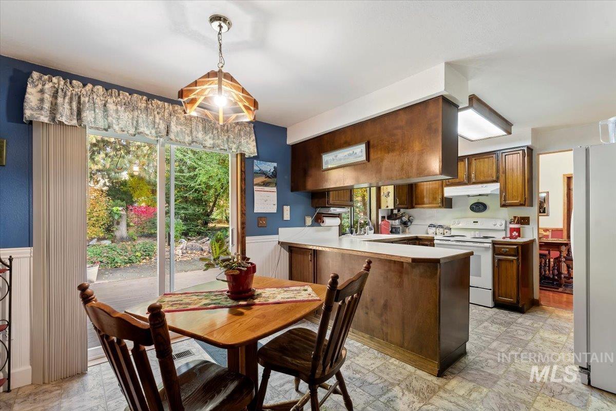 2652 Cherry Circle Emmett, ID 83617 - Photo 10 of 34