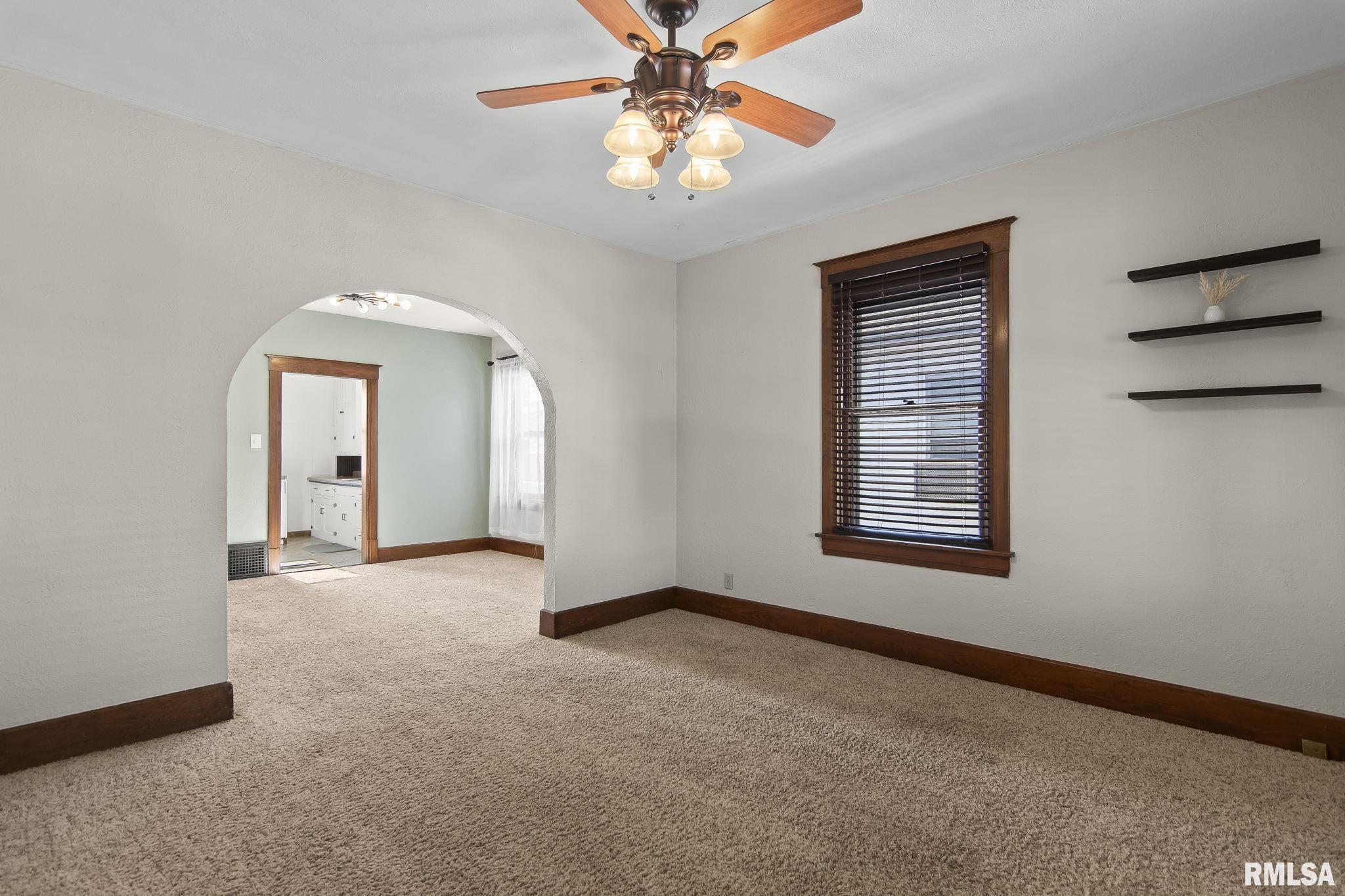 212 East Spruce Street Springfield, IL 62704 - Photo 7 of 36