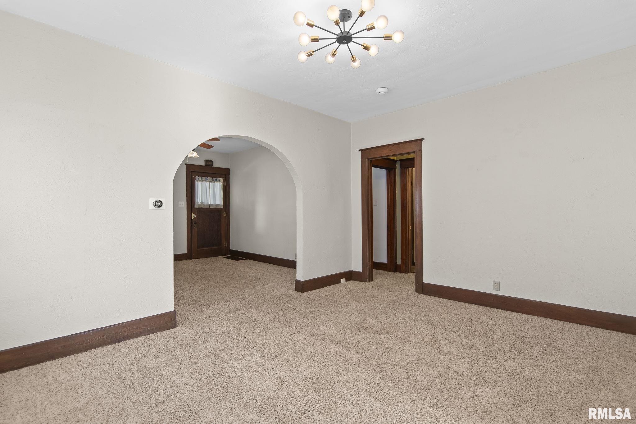 212 East Spruce Street Springfield, IL 62704 - Photo 8 of 36